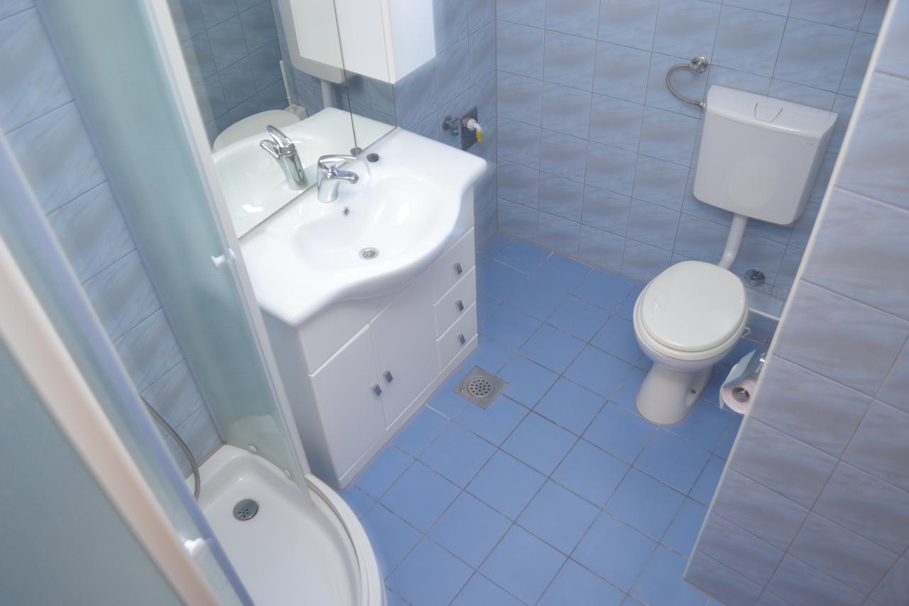 Apartments Myadria Malinska Zewnętrze zdjęcie