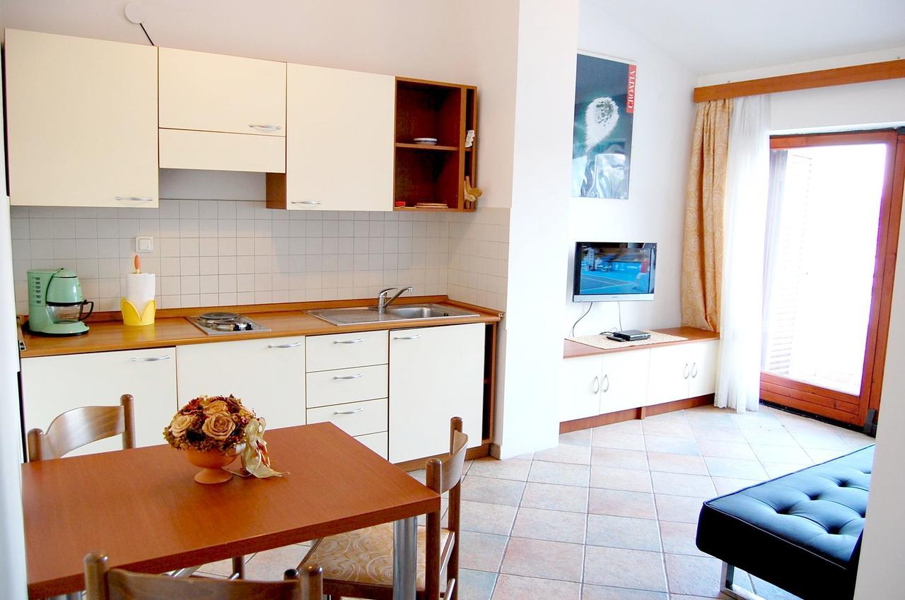 Apartments Myadria Malinska Zewnętrze zdjęcie