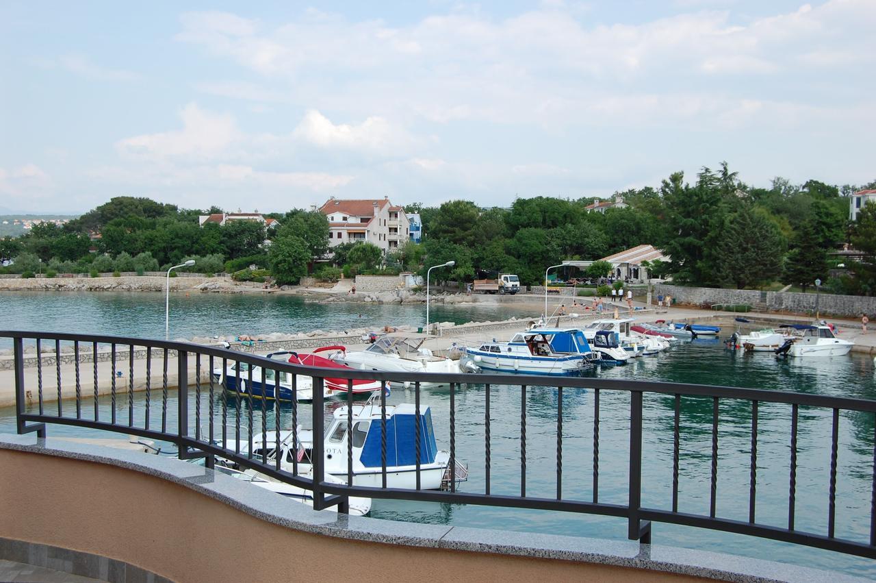 Apartments Myadria Malinska Zewnętrze zdjęcie