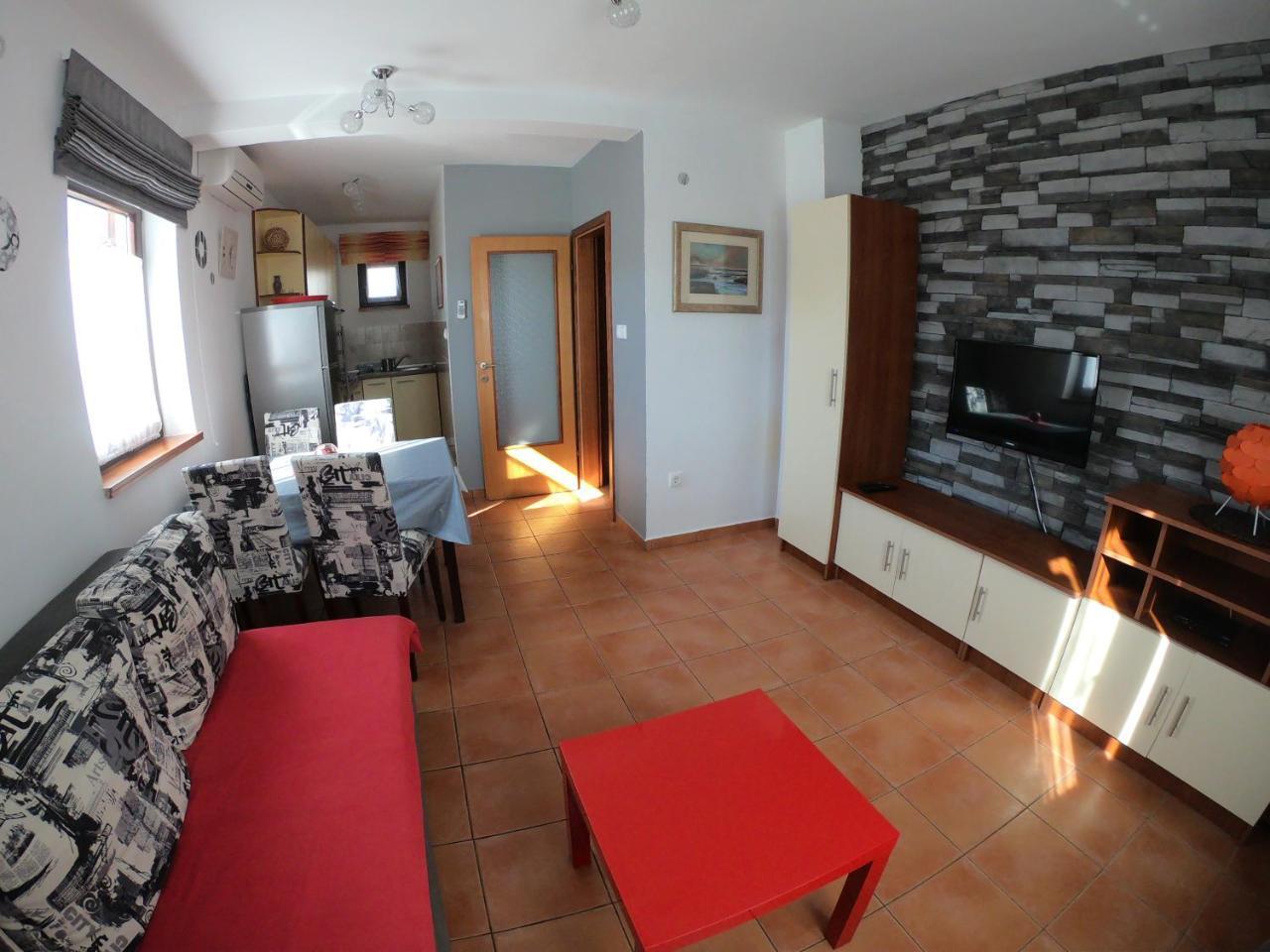 Apartments Myadria Malinska Zewnętrze zdjęcie