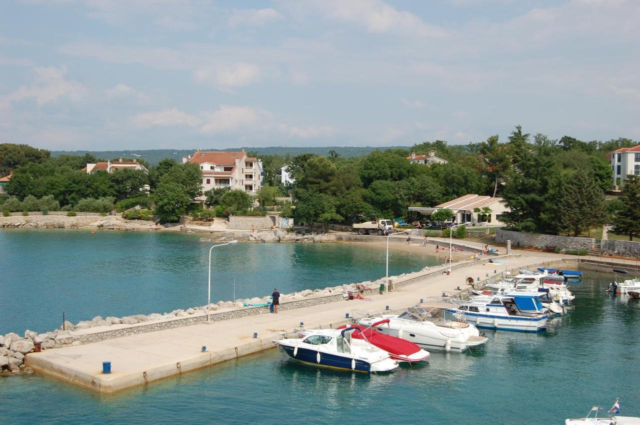 Apartments Myadria Malinska Zewnętrze zdjęcie